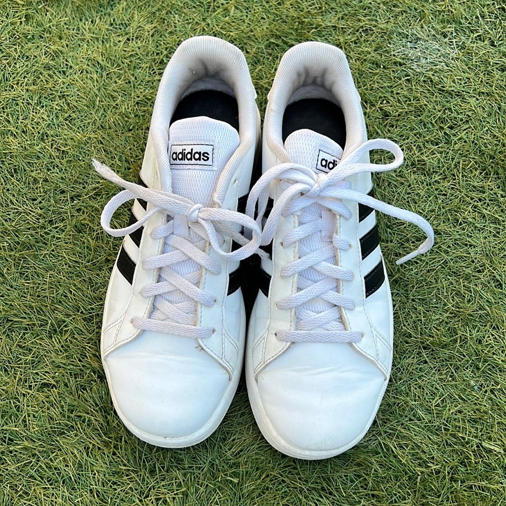 White Adidas sneakers youth size 3.5